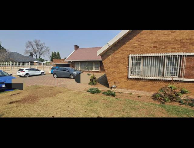 4 BEDROOM HOUSE FOR SALE IN PARKDENE